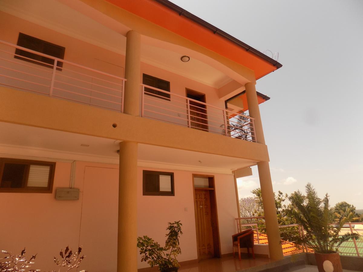 Entebbe Traveller'S Hotel Exterior foto